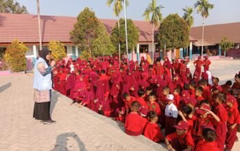 Tumbuhkan Generasi Bersinar Tanpa Narkoba, BNN Gelar Penyuluhan di SDN 65 Kendari