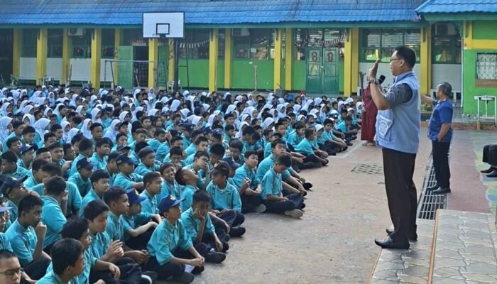 Perkuat Komitmen Generasi Anti Narkoba, BNN Kota Kendari Edukasi 1.137 Pelajar SMPN 1 Kendari