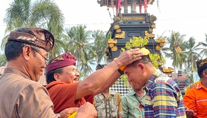 Bupati Irham Kalenggo Hadiri Upacara Ngenteg Linggih, Cerminan Keberagaman Umat Beragama di Konsel