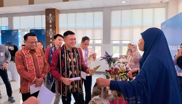 Wabup Wahyu Apresiasi PNM Kendari dalam Mendukung Ekonomi Mandiri Pelaku UMKM di Konsel