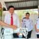 Bupati Irham Kalenggo Salurkan Bantuan Sarana dan Prasarana UMKM Pelaku Usaha di Konsel