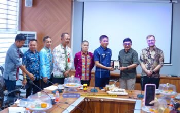 Bupati Irham Kalenggo Terima Kunjungan rePLANET, Bahas Peluang Usaha Kredit Karbon