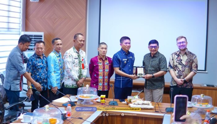 Bupati Irham Kalenggo Terima Kunjungan rePLANET, Bahas Peluang Usaha Kredit Karbon